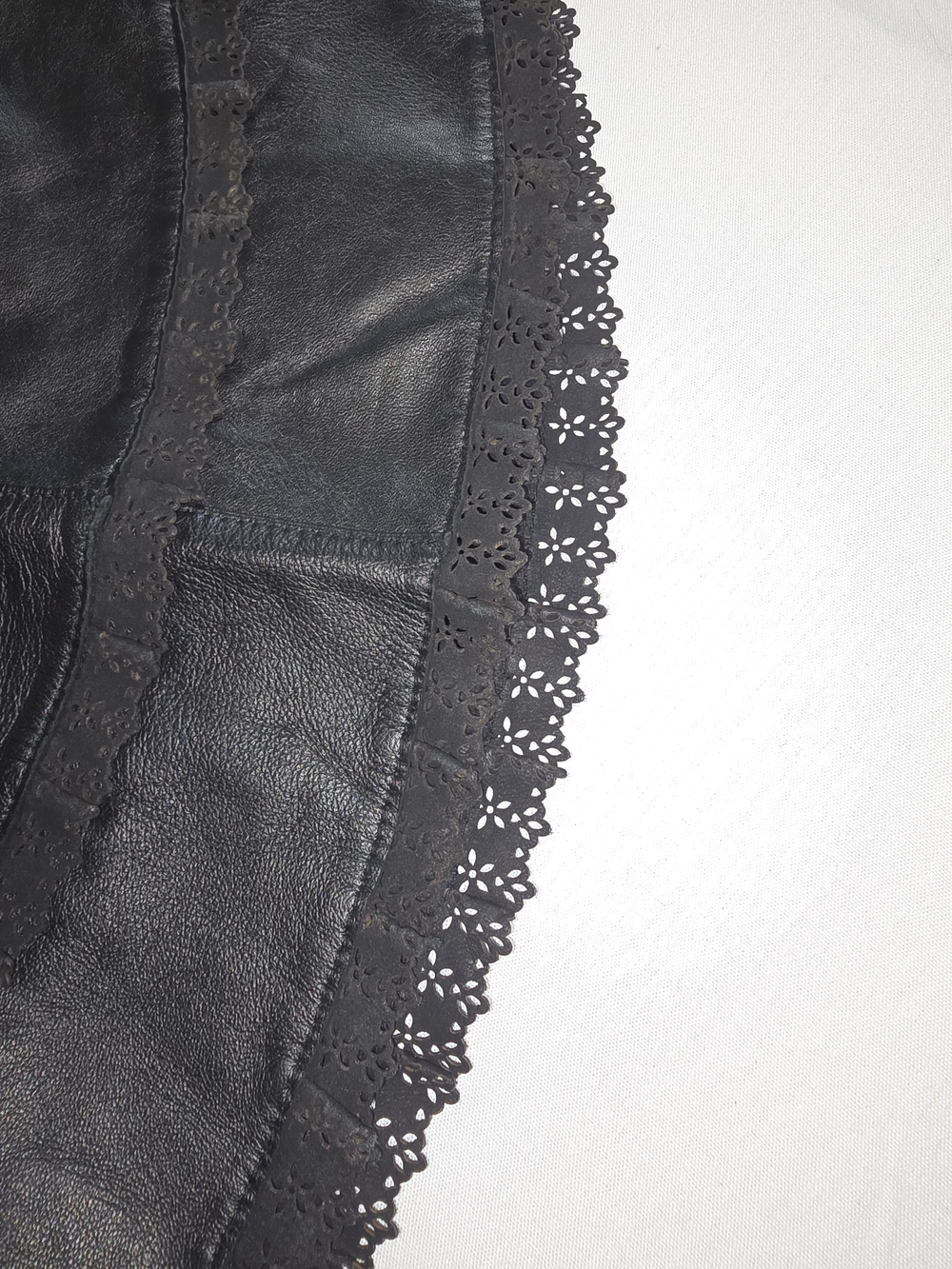 Understated Leather Roxanne Mini Skirt - Picture 9 of 9
